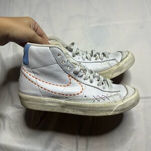 Nike Blazer Mid ’77  White Lilac Green Glow Sneaker DX2350-100 Women - Sz 6.5